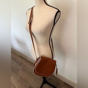 Isaac Mizrahi brown saddle  bag purse crossbody NWOT faux Leather??